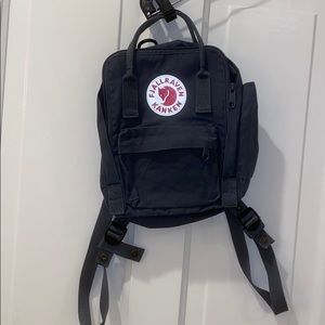 Fjallraven Kånken Mini Backpack